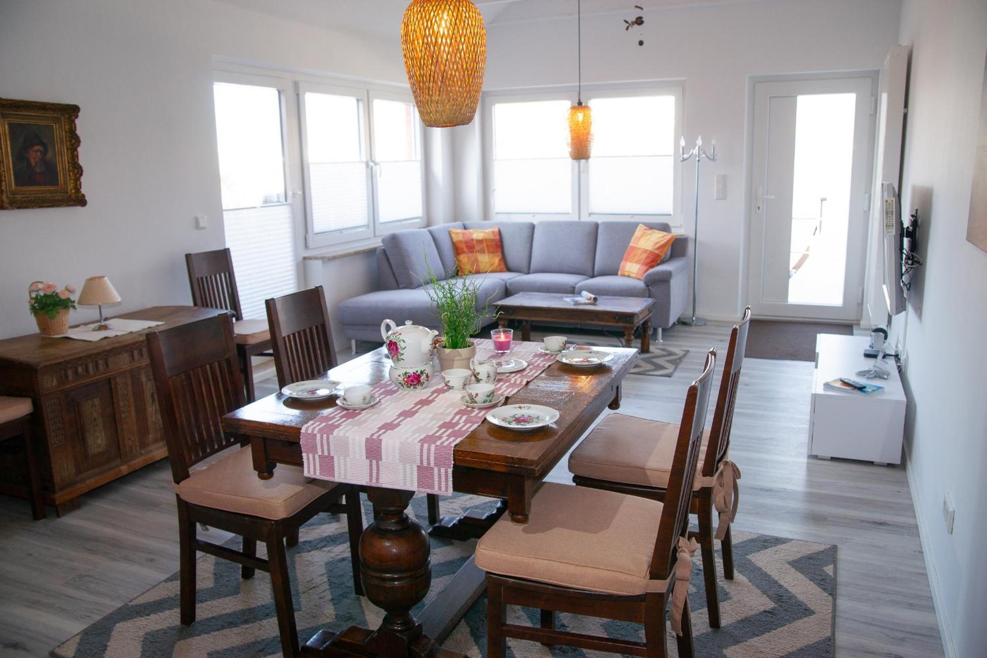 Apartment mit Terrasse